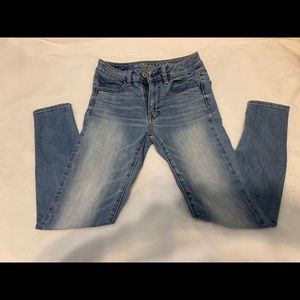 American Eagle AEO Jegging Jeans Size 2 Short